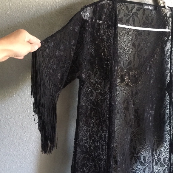 Lace and fringe! Kimono/cover up - Picture 2 of 8